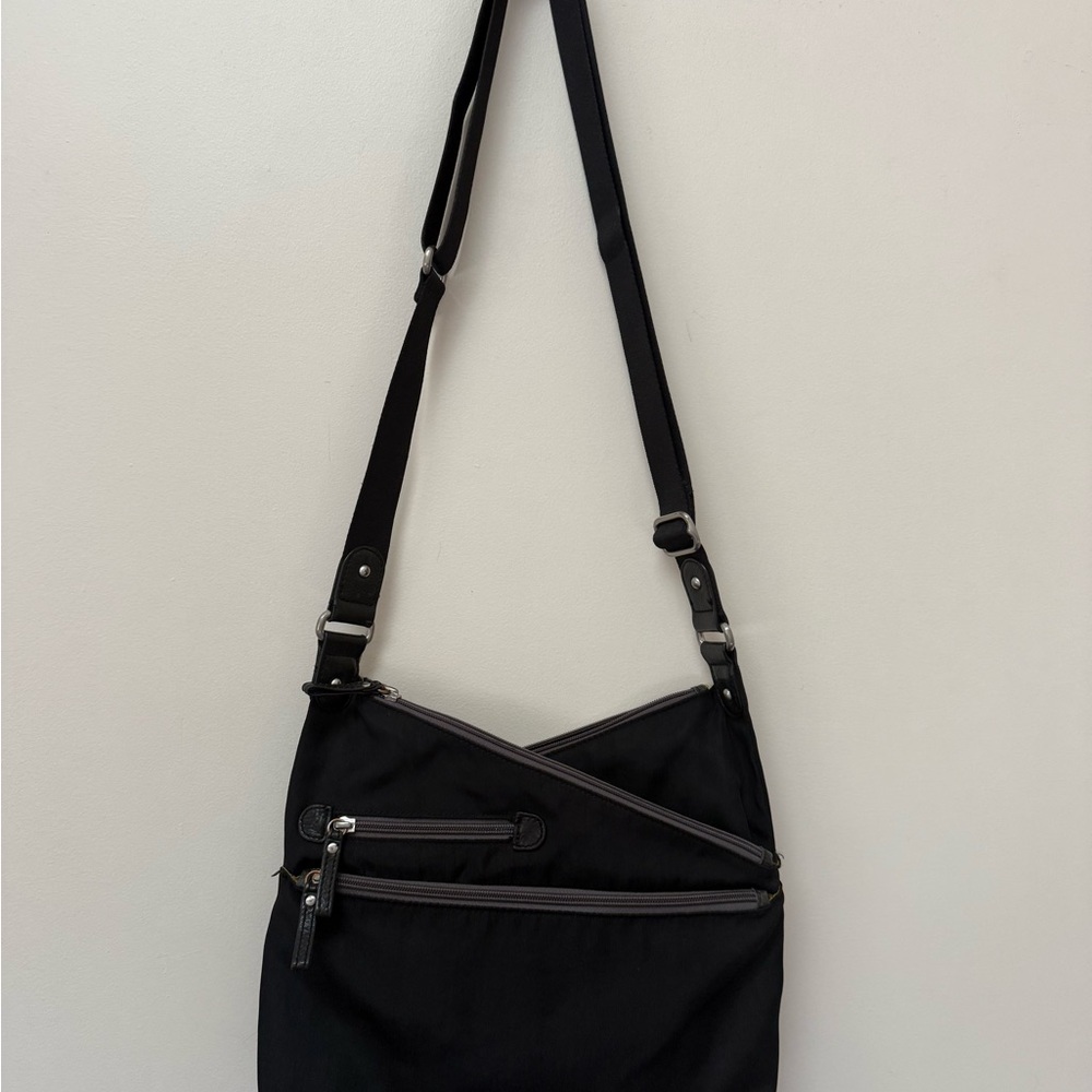 Osgoode Marley Kriss Kross Traveler Bag